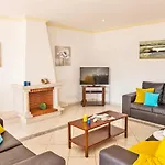 Villa Palawan By Algarve Vacation